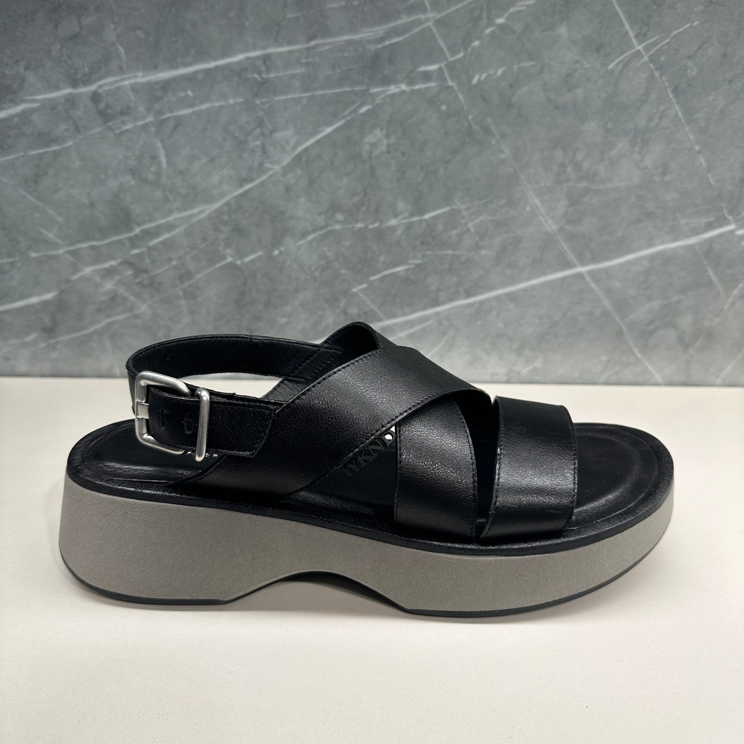 PEDRO MIRALLES Atenea: black sandals for women