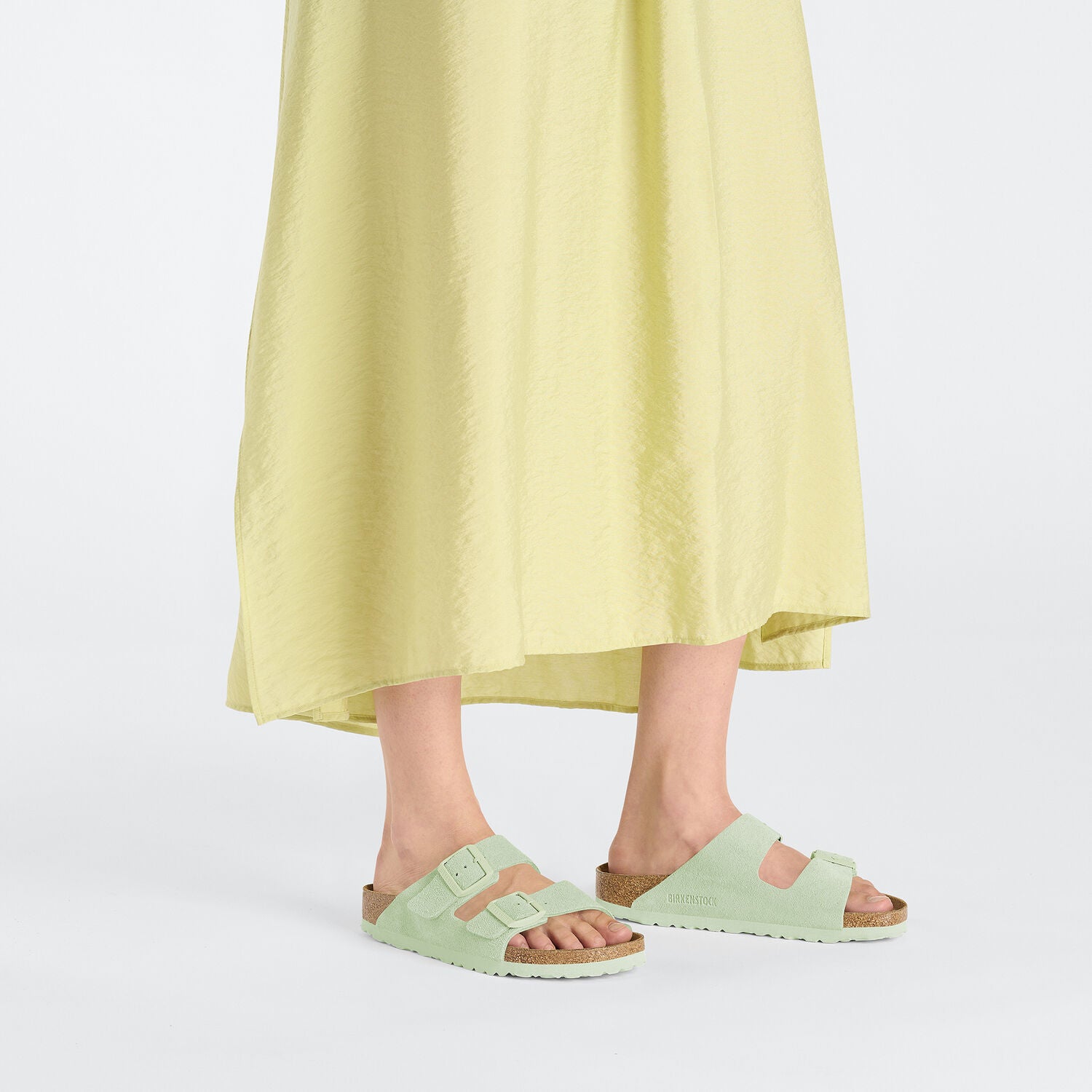 BIRKENSTOCK Arizona Suede Leather Faded LIME: grön sandaler för dam