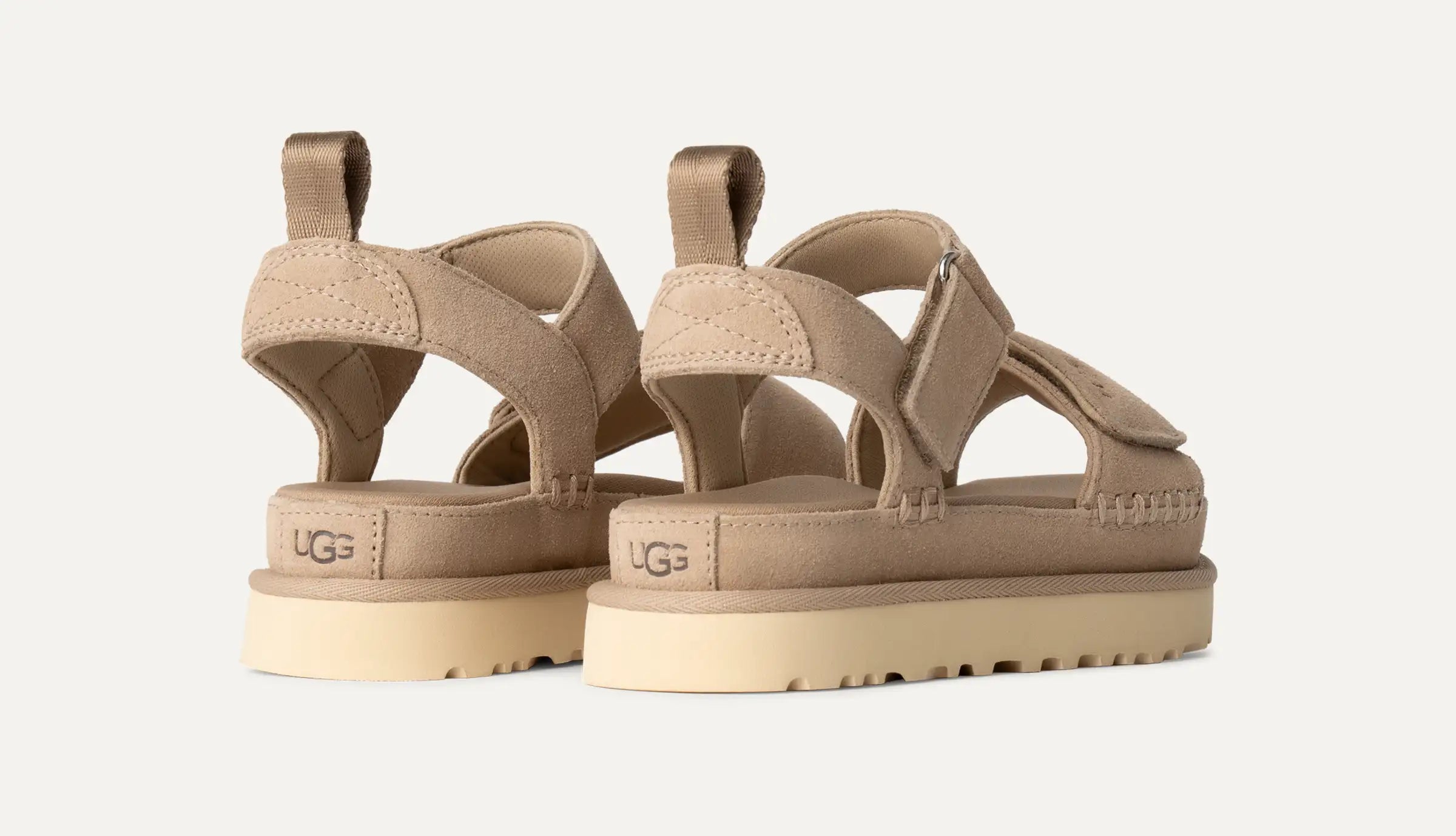 UGG W Goldenstar: бежевий сандалі для жінок