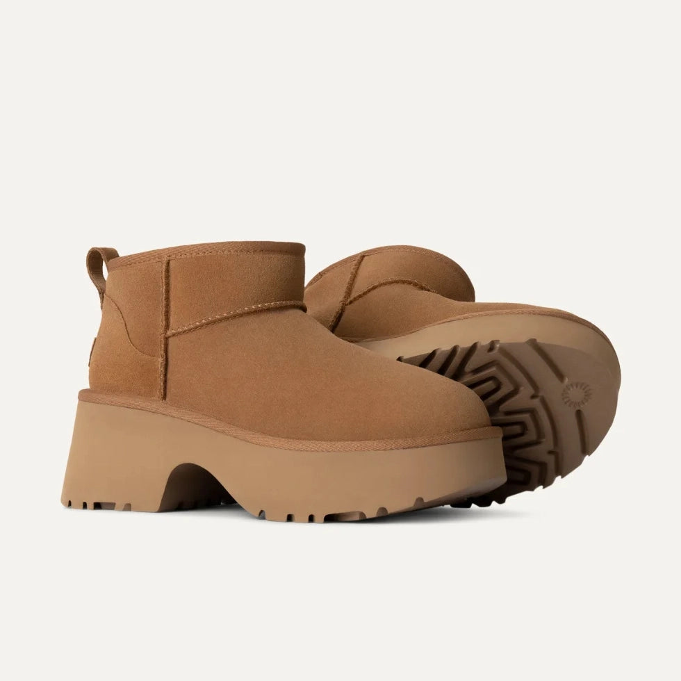 UGG Classic Ultra MINI NEW Heights Chestnut: ブラウン アンクルブーツ レディース