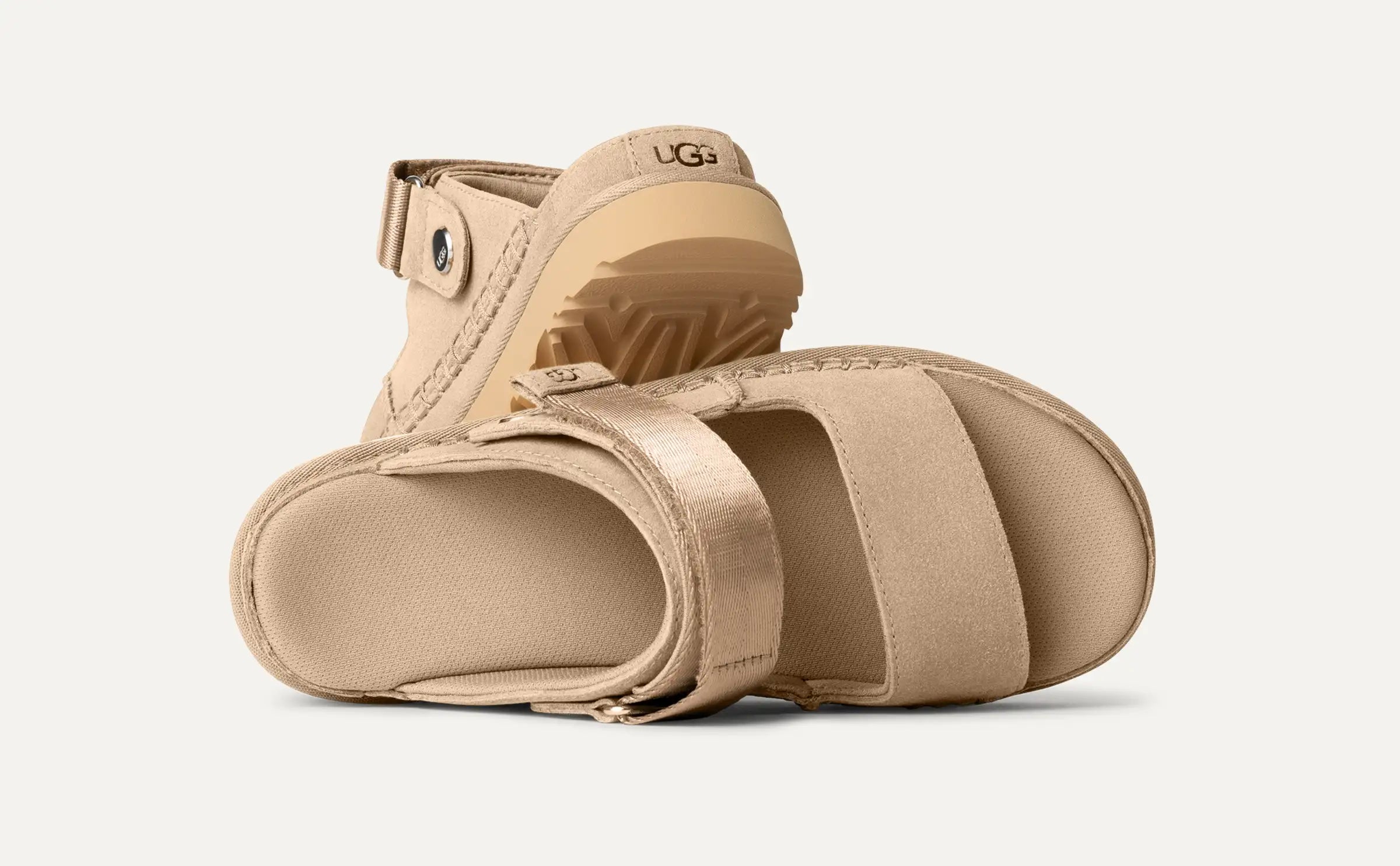 UGG W Goldenstar Glide: beige sandals for women