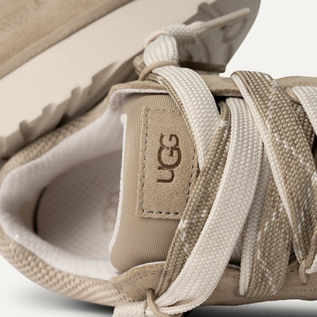 UGG Lowmel SAND: beige trainers for women