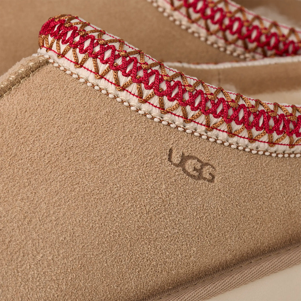 UGG | MULES Y ZUECOS | MUJER | W TASMAN II SAND DARK CHERRY | BEIGE