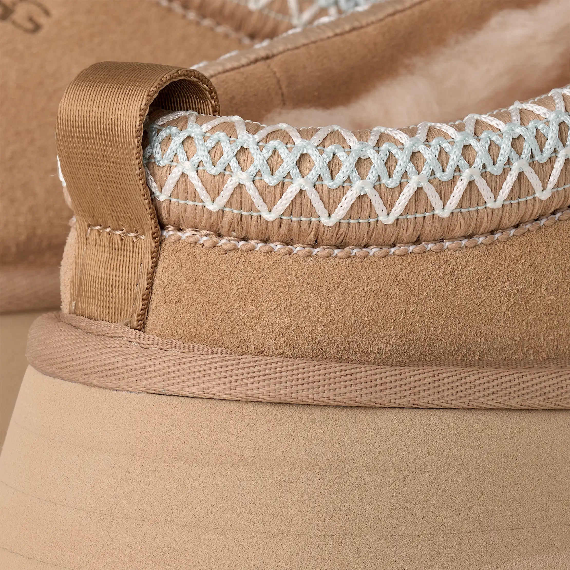 UGG W TAZZ II SAND: бежевый сабо для женщин