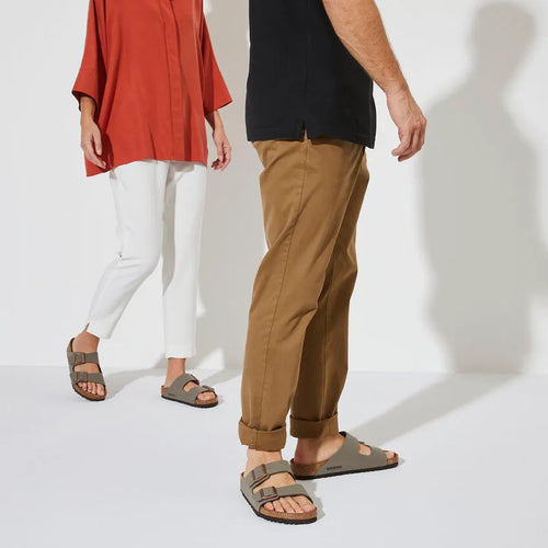 BIRKENSTOCK Arizona Birko-flor Nubuck Stone, сірий сандалі унісекс у Tascón