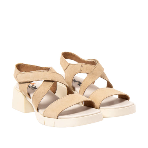 ART Varsovia Nappa Cream: weiß Sandalen für Damen
