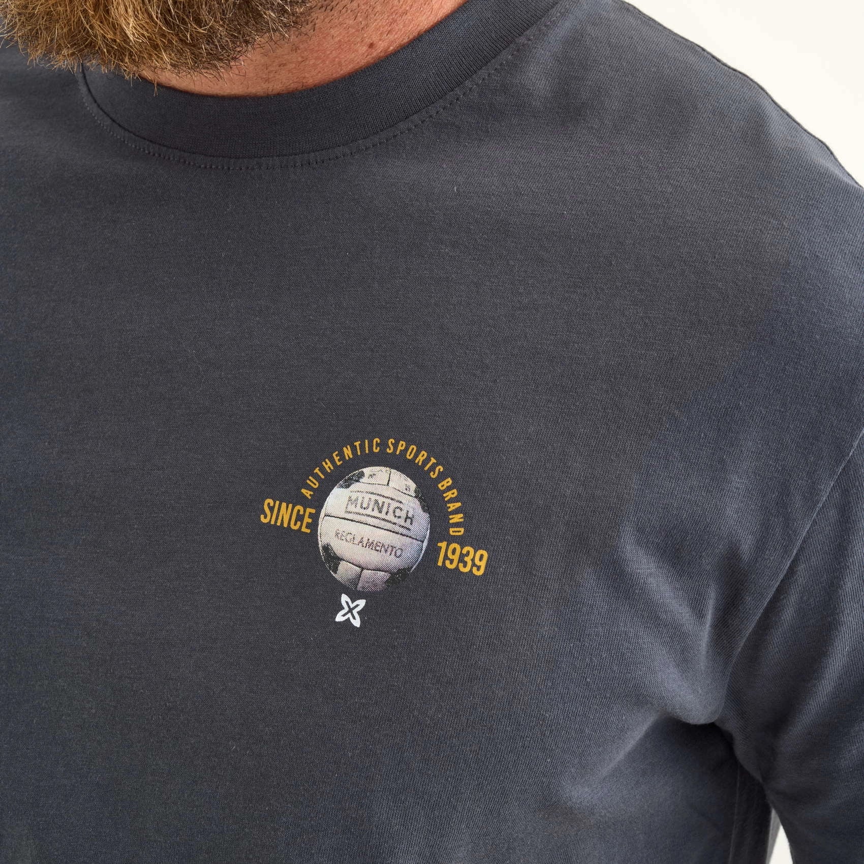 MUNICH Brench Antraticta: grey T-shirt for men
