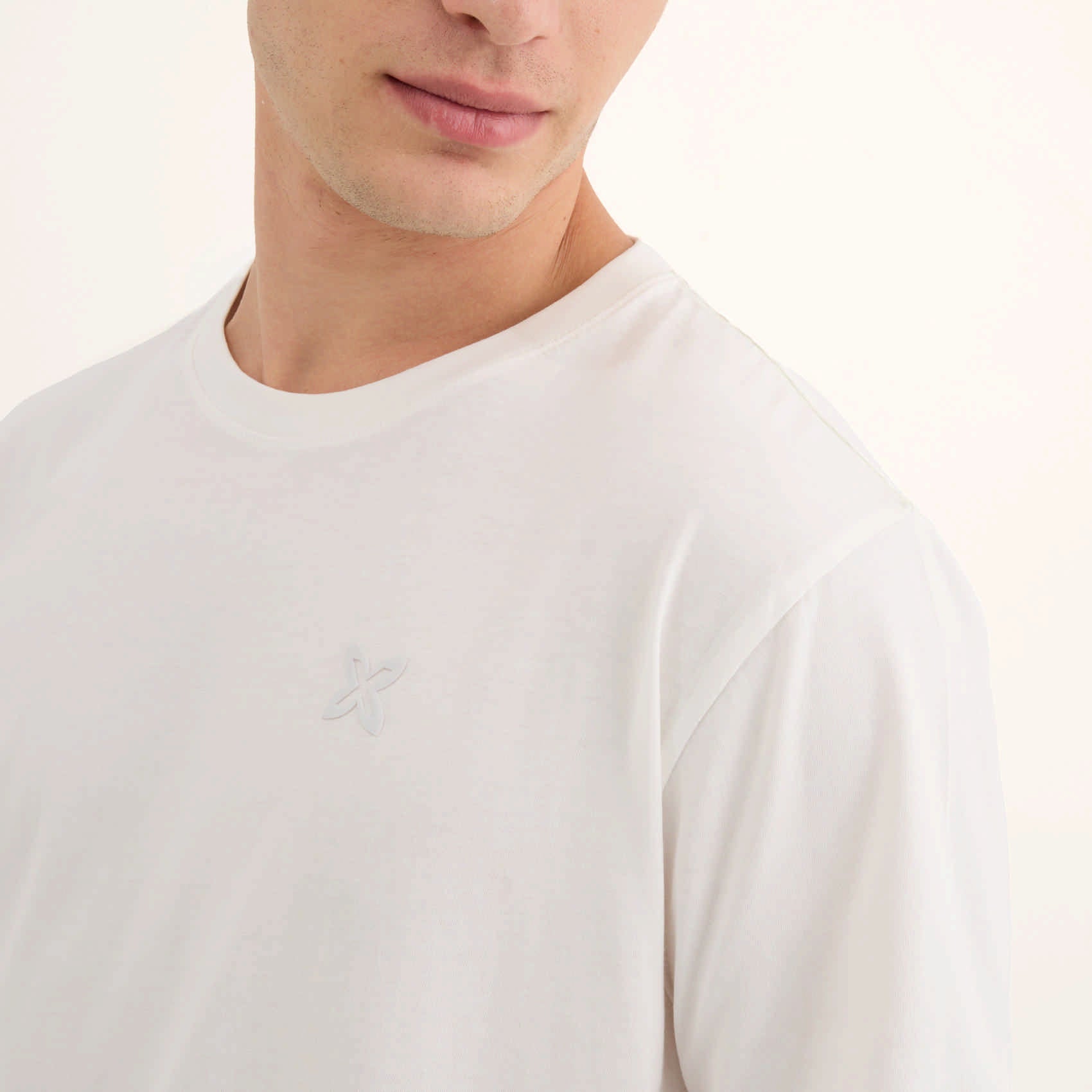MUNICH T-shirt Essentials: white T-shirt for men