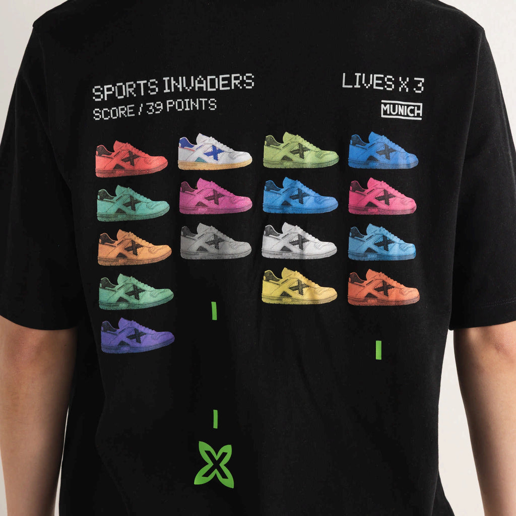 MUNICH Oversize T-shirt Invaders Black: أسود تيشيرت للرجال
