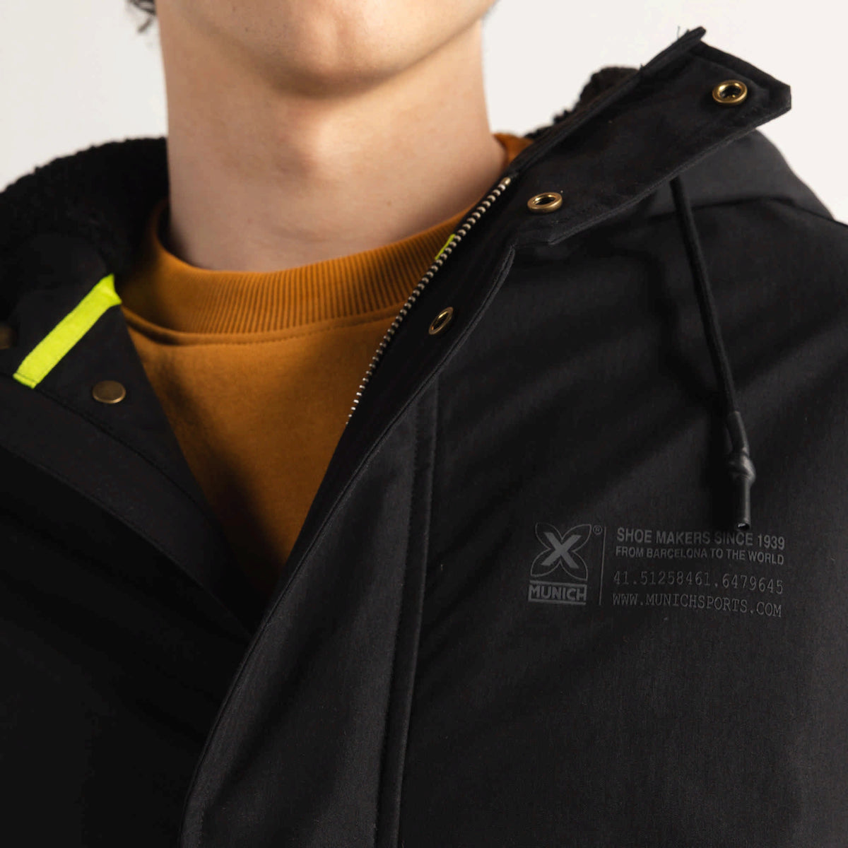 MUNICH | CHAQUETAS | HOMBRE | PARKA WILLIAM BLACK | NEGRO