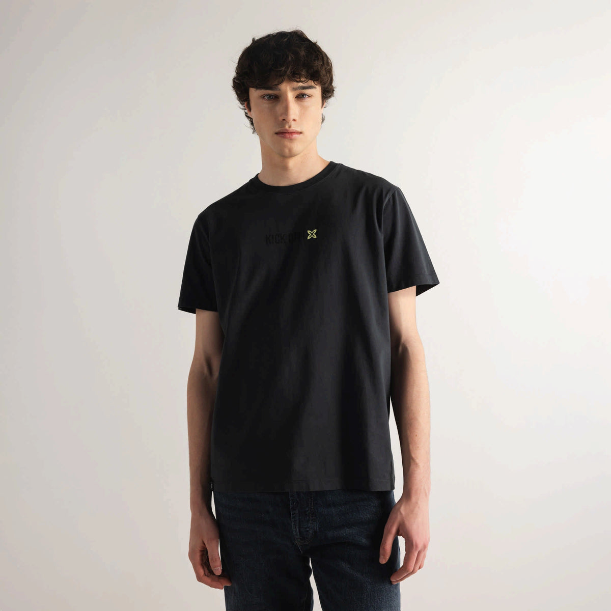 MUNICH | CAMISETAS | HOMBRE | REGULAR T-SHIRT KICK ANTHRACITE | NEGRO