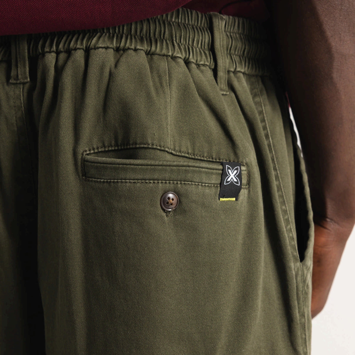 MUNICH | PANTALONES | HOMBRE | LIFESTYLE CARGO JOGGER WANDER KHAKI | CAQUI