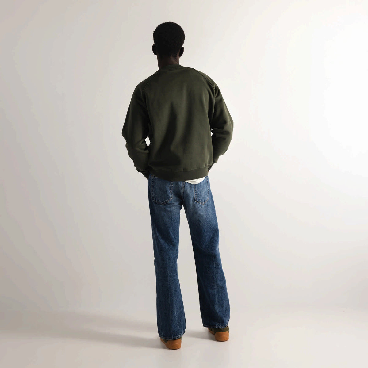 MUNICH Essentials Sweatshirt Khaki: caqui كنزة للرجال