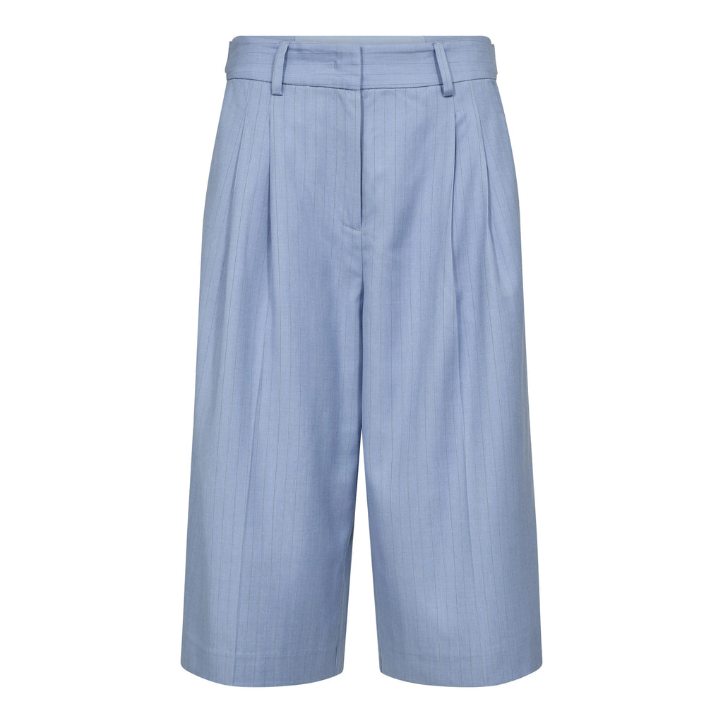 COCOUTURE Kianacc PIN Pleat Bermuda PALE BLUE: ブルー パンツ レディース