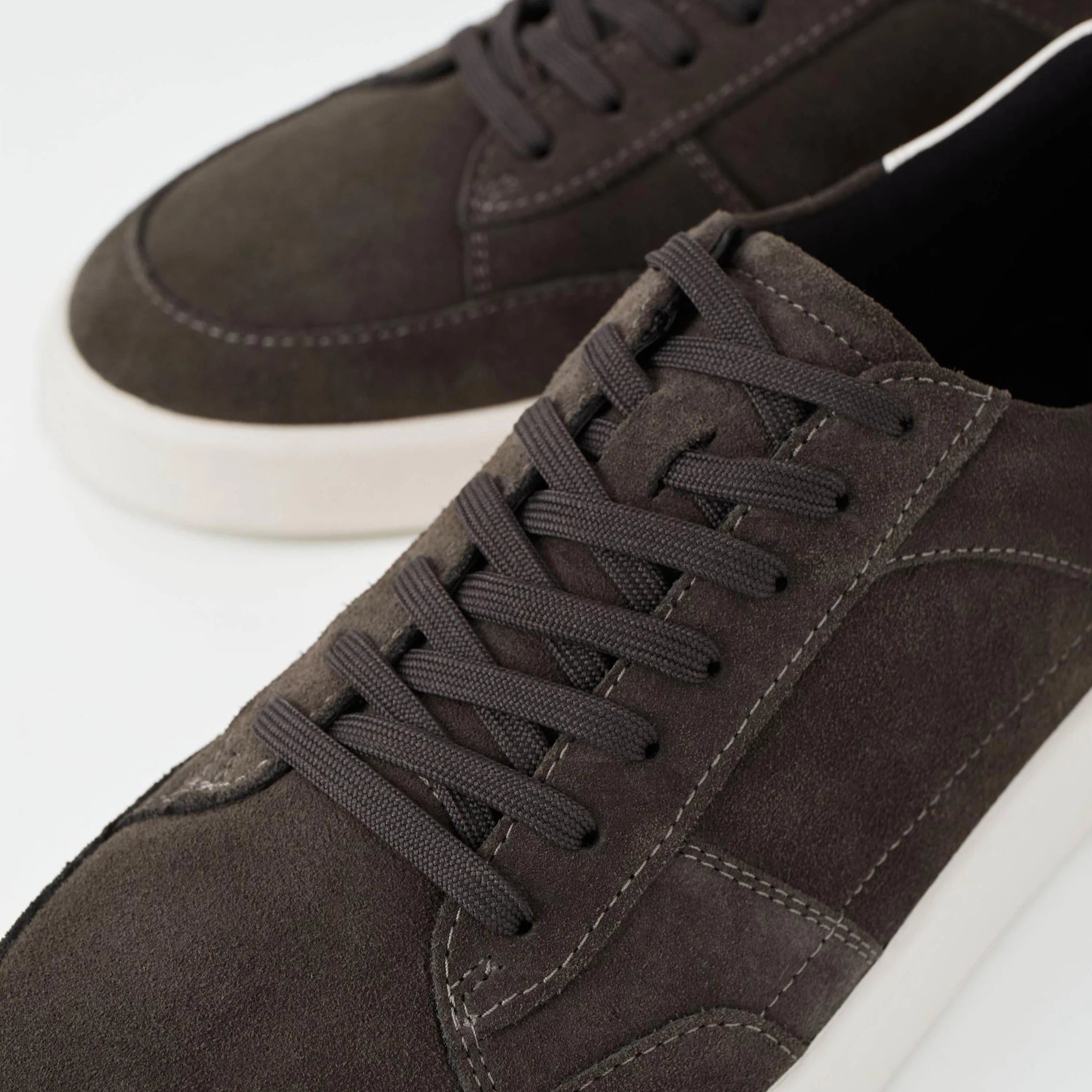 VAGABOND TEO PR23 DK GREY: серый кроссовки для мужчин