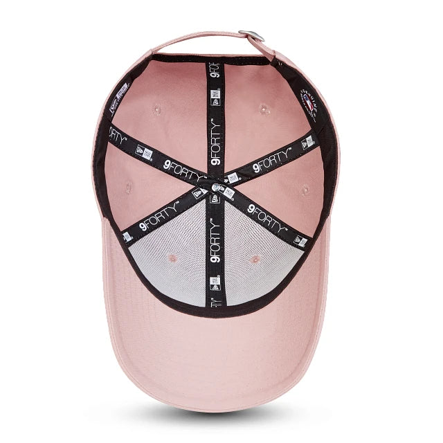 NEW ERA League Essential 9FORTY Neyyan: pink cap for women