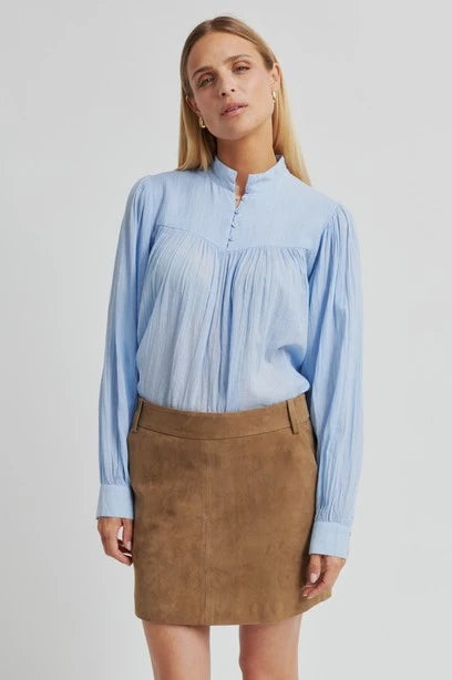 SECOND FEMALE Halogen BLUE: blue shirt for women