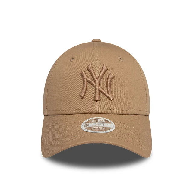 NEW ERA NOS WMNS LGE ESS 9FORTY Neyyan Camcam Beige: beige cap unisex