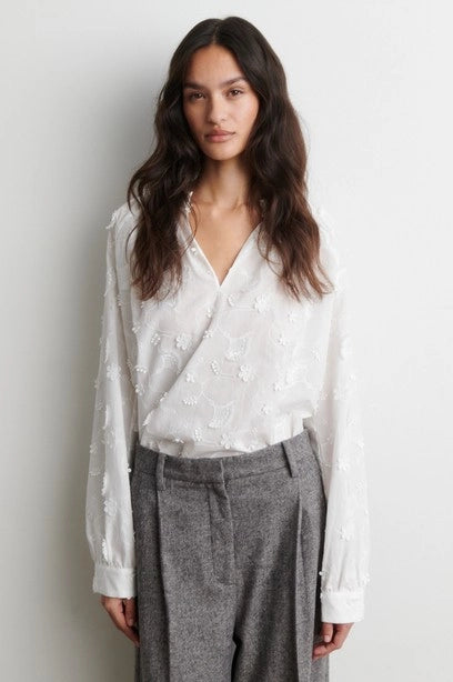 SECOND FEMALE Rosalil Blouse Bright White: blanc camisas pour femme