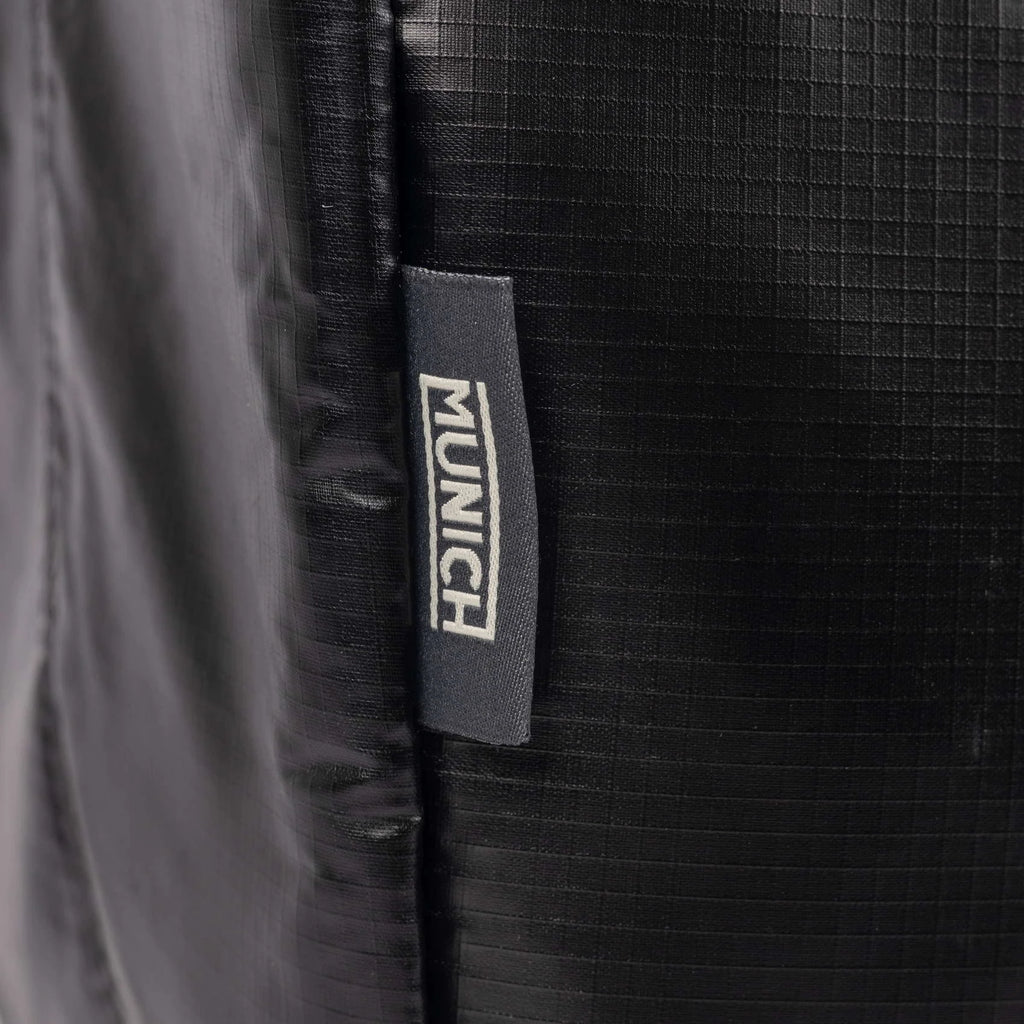 MUNICH DEEP Recycled HOBO: sort taske til kvinder
