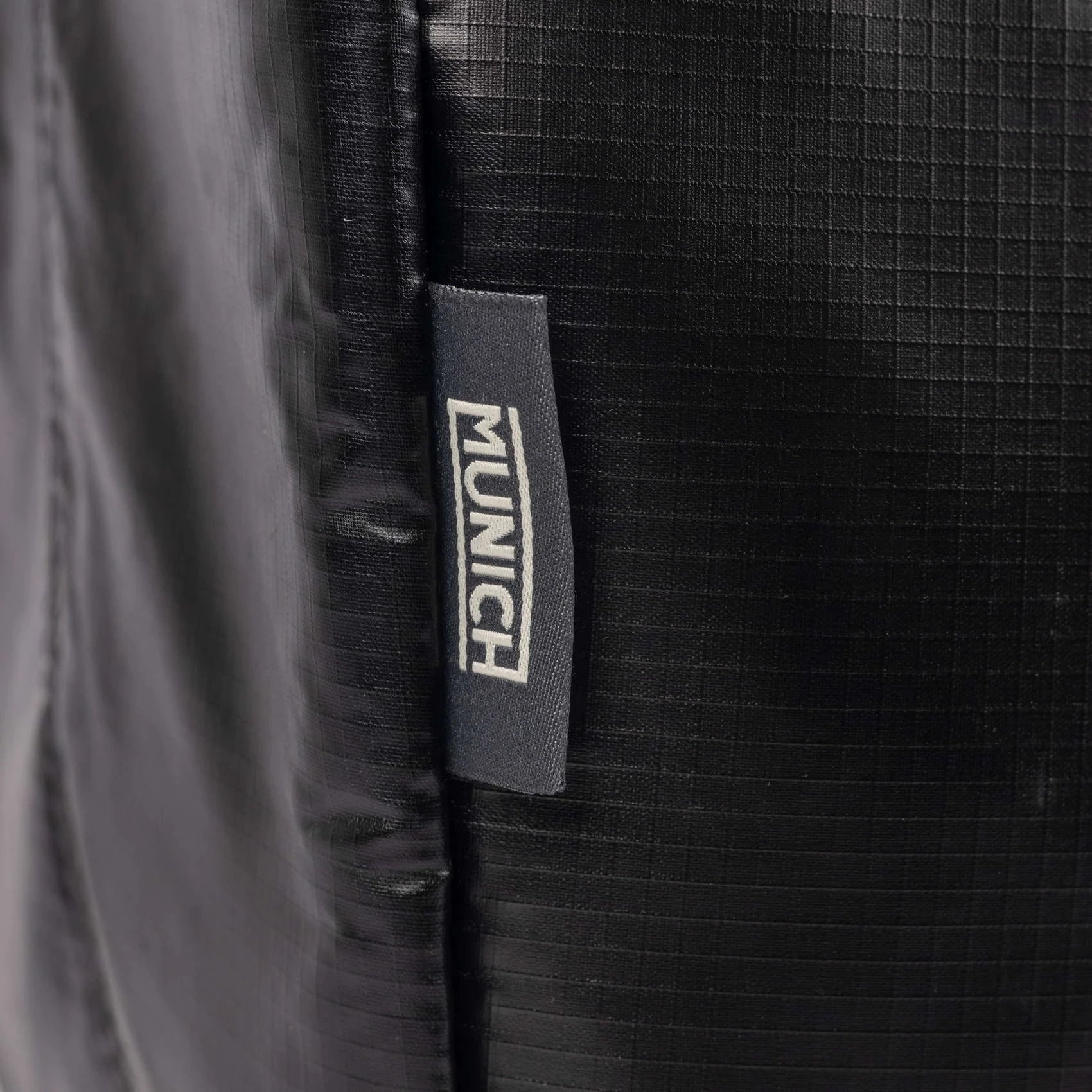 MUNICH DEEP Recycled HOBO: black bag for women