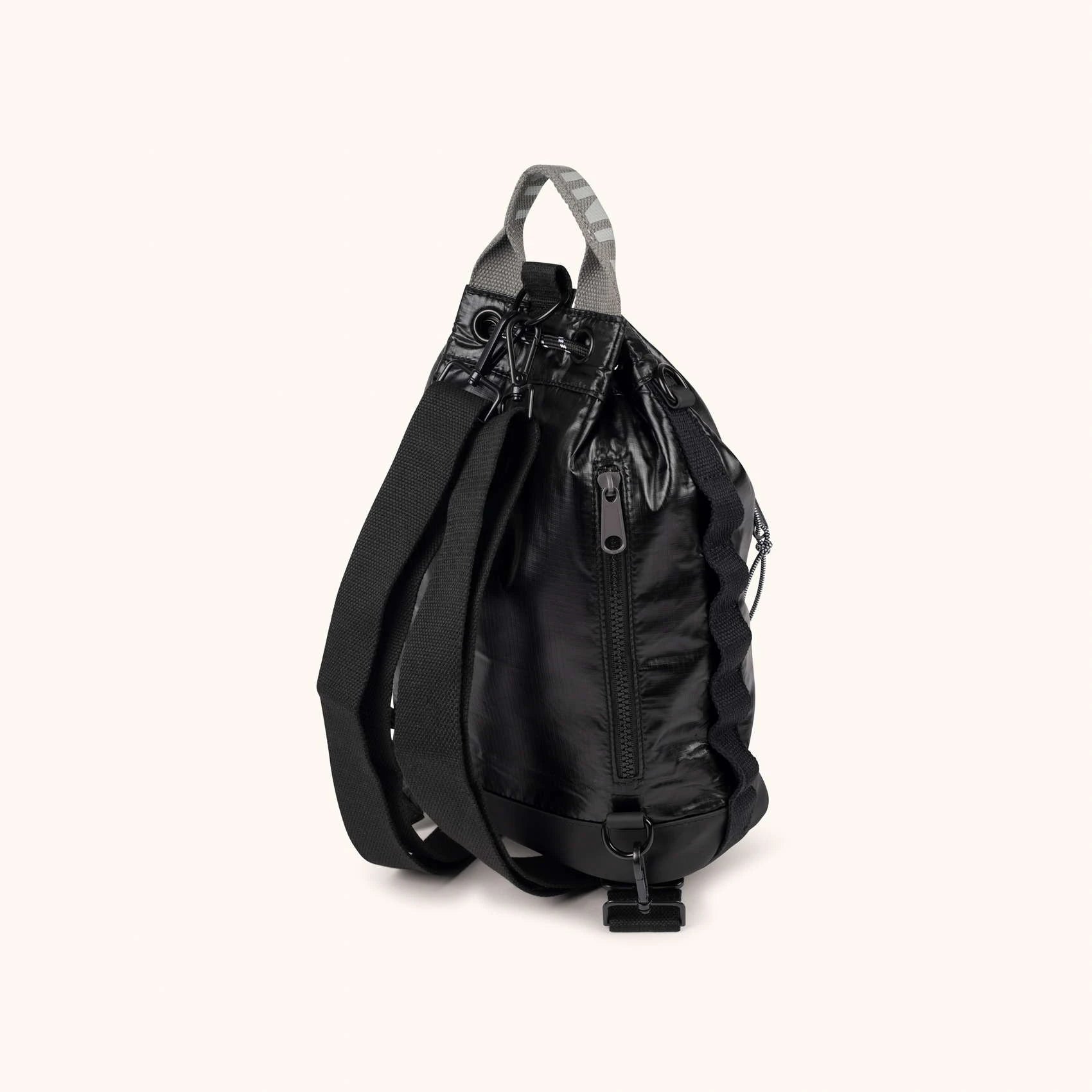 MUNICH DEEP Recycled Drawstring Backpack: black mochila for women