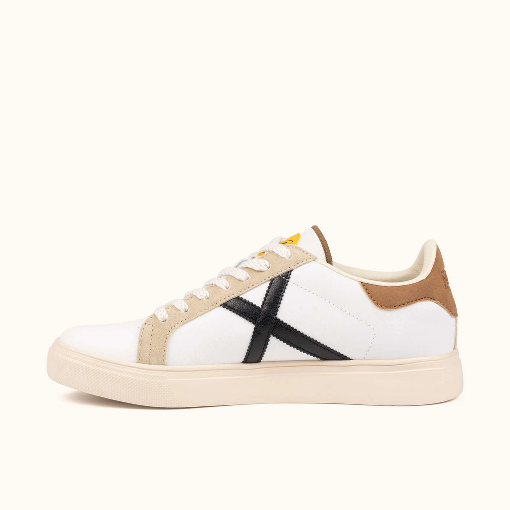 MUNICH RETE 114: white trainers unisex