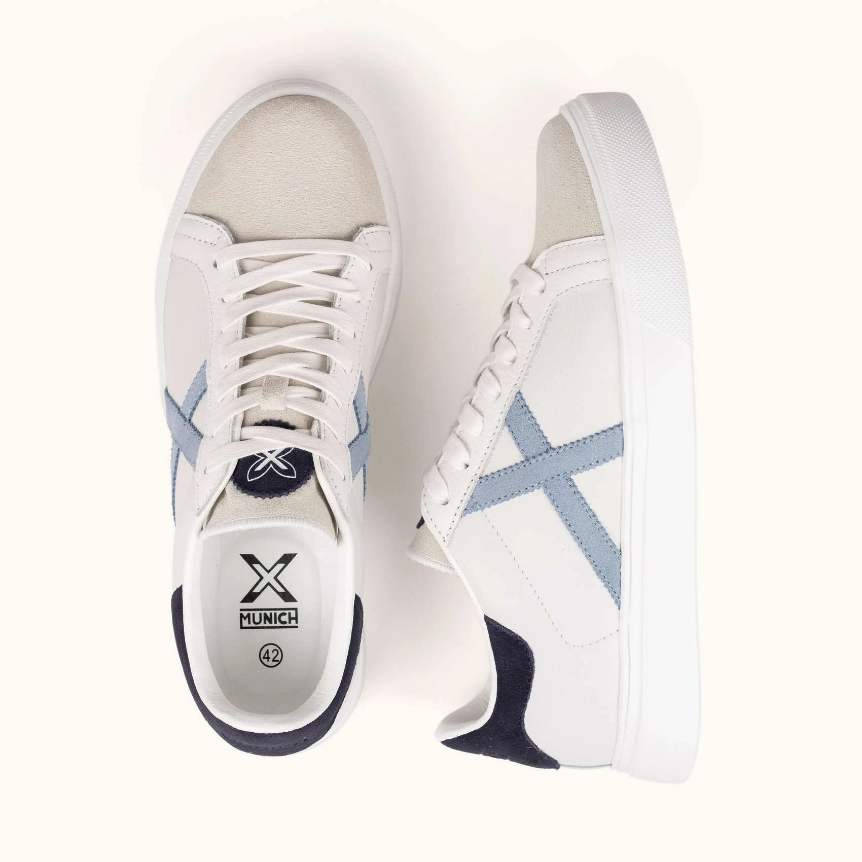 MUNICH RETE 117: white trainers unisex