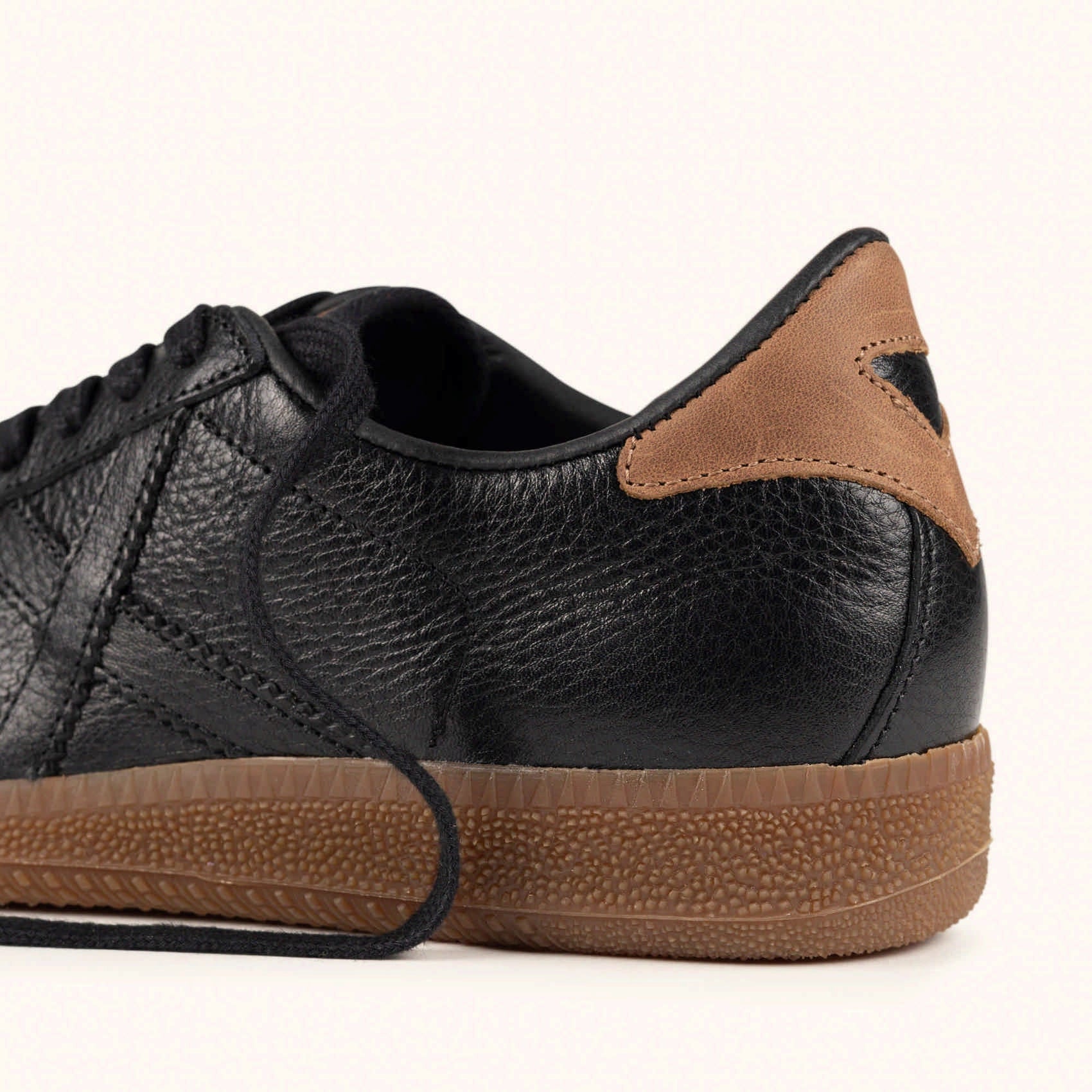 MUNICH Barru: multicolour trainers for men