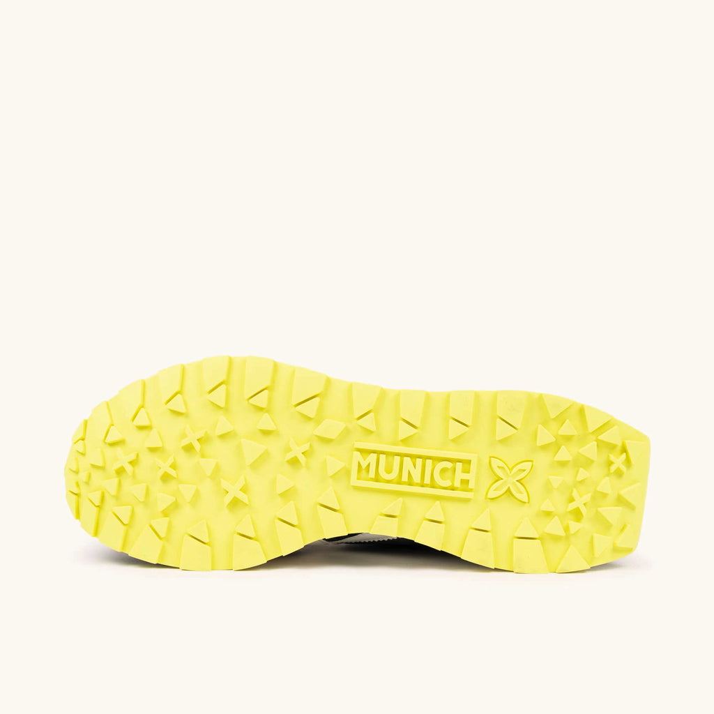 MUNICH Sapporo CLUB 197: blue trainers for men