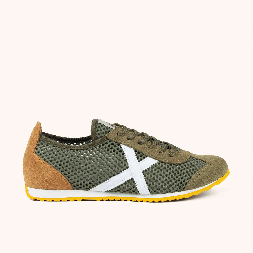 MUNICH Osaka 579: caqui trainers unisex