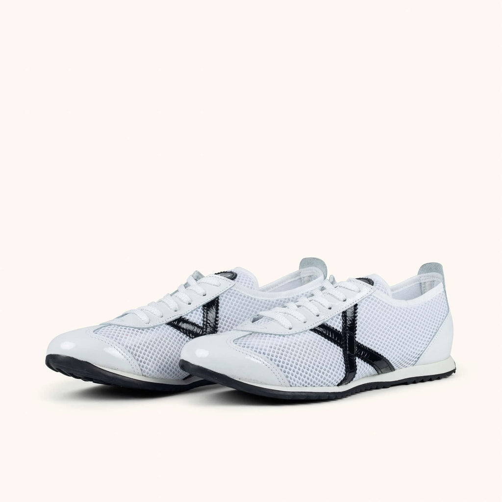 MUNICH Osaka 583: white trainers unisex