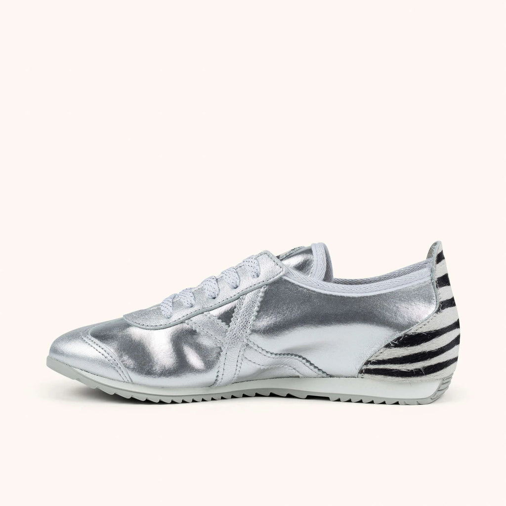 MUNICH | SNEAKERS | UNISEX | OSAKA 590 | PLATEADO