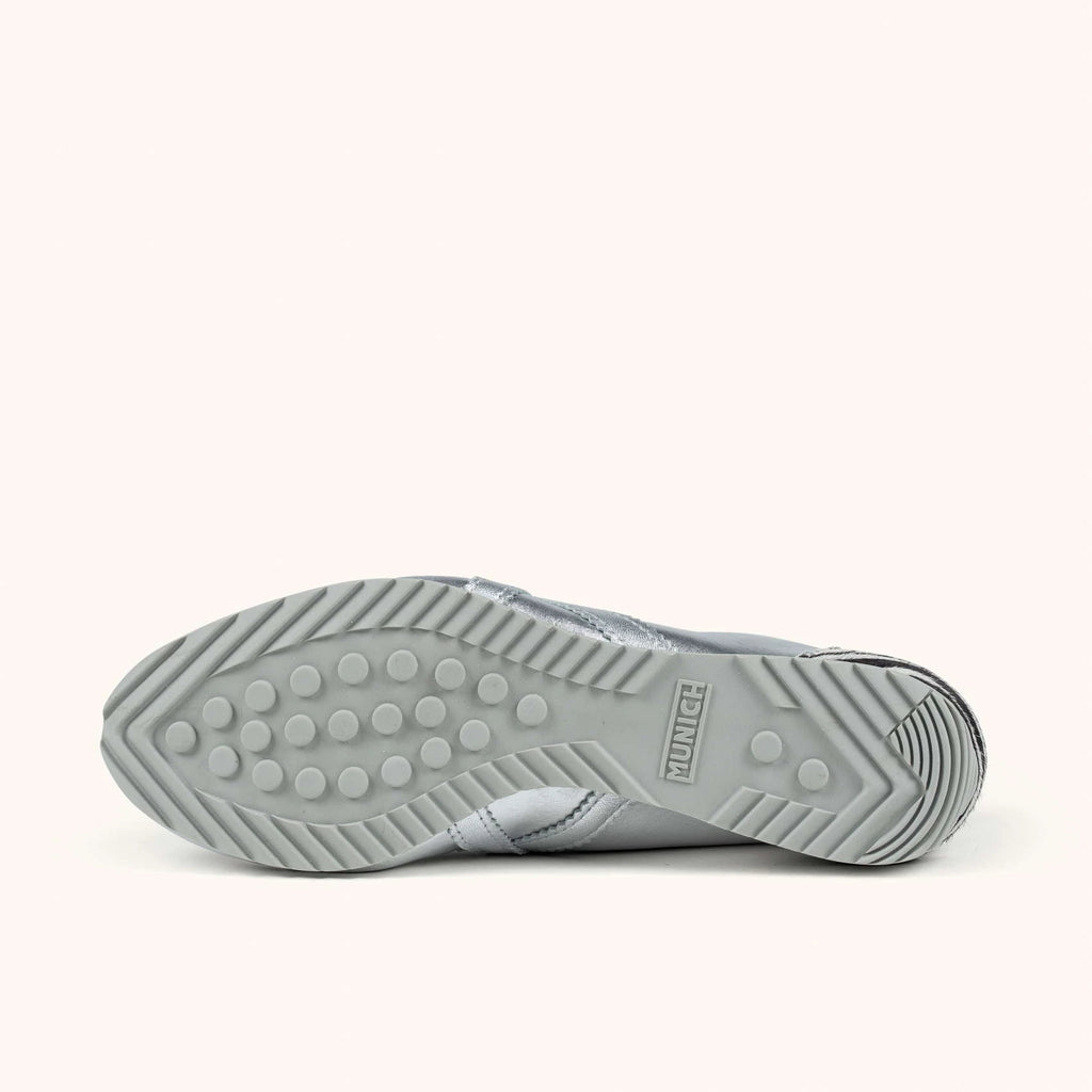 MUNICH | SNEAKERS | UNISEX | OSAKA 590 | PLATEADO