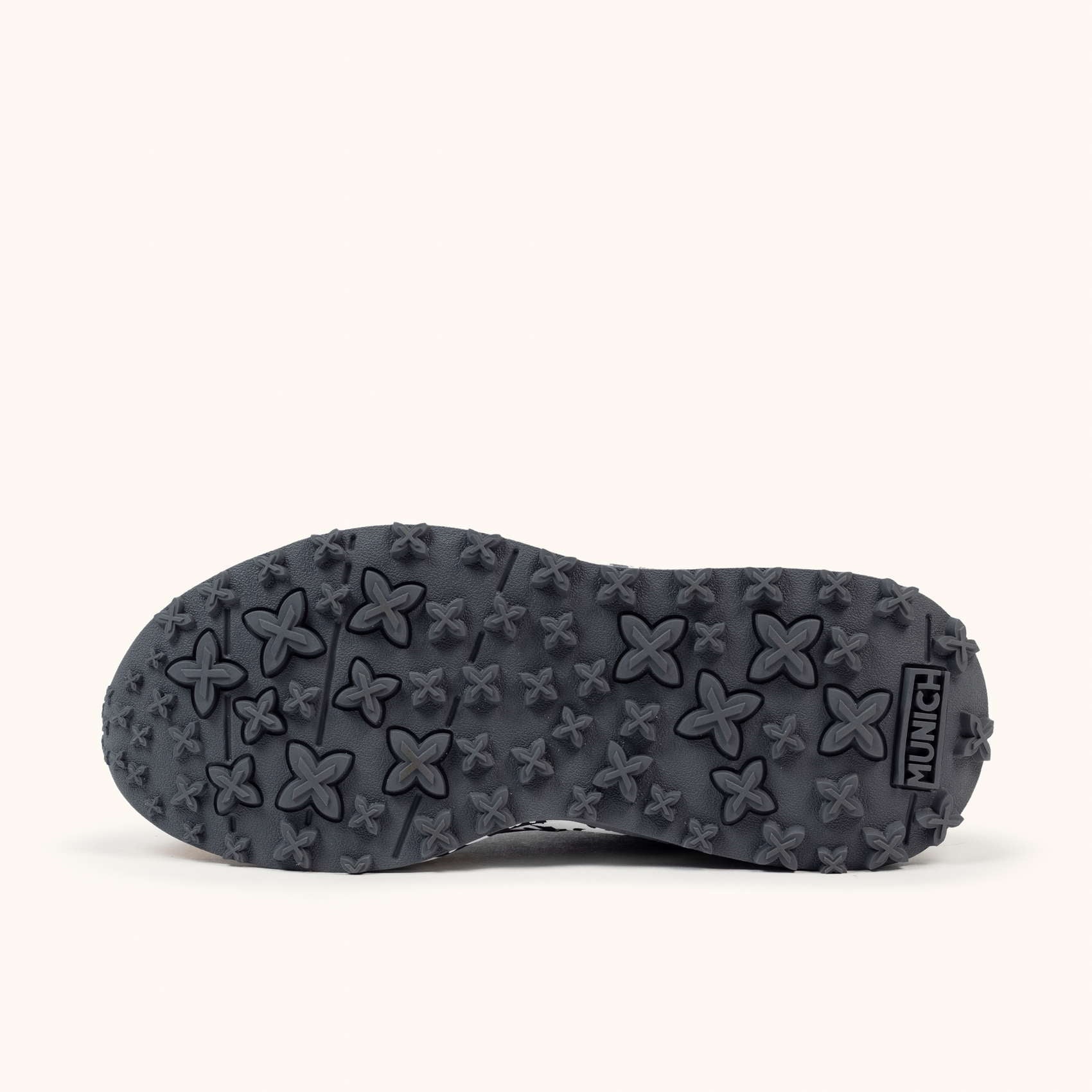 MUNICH | SNEAKERS | MUJER | AMBER 04 | NEGRO