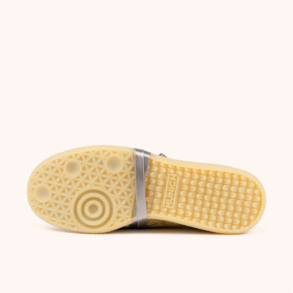 MUNICH Mundial Strada Suede 03: green trainers for women