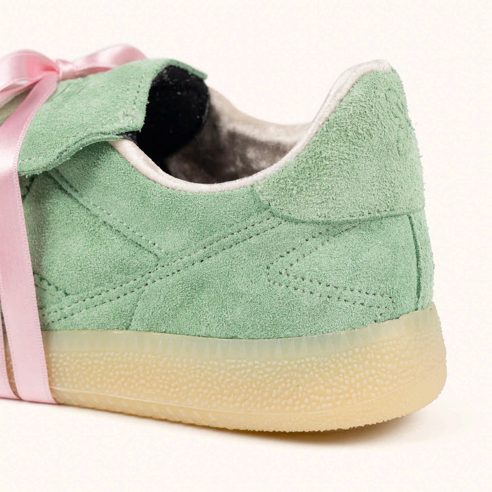 MUNICH Mundial Strada Suede 04: green trainers for women