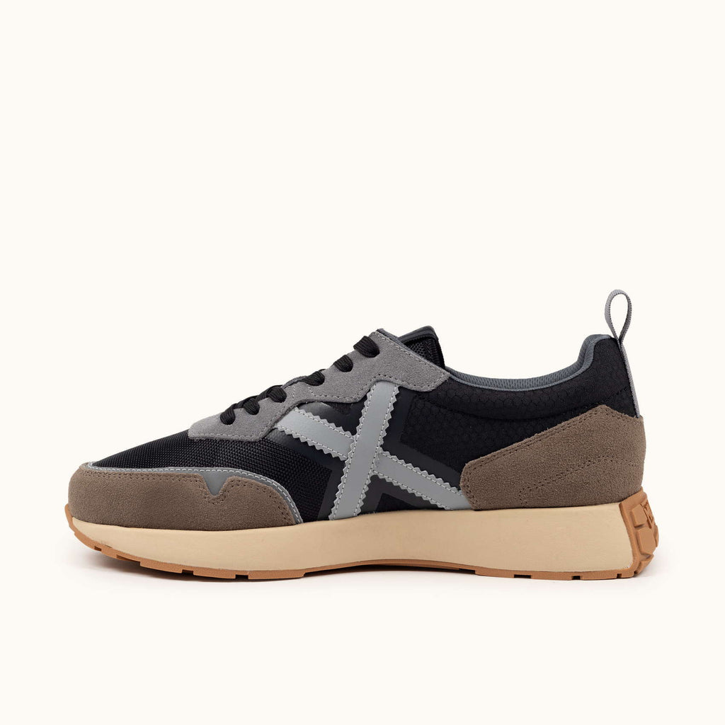 MUNICH Xemine 86: black trainers for men