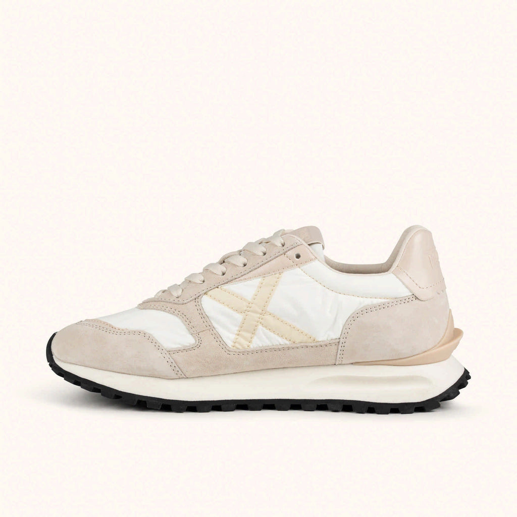 MUNICH Leggera WMN: white trainers unisex