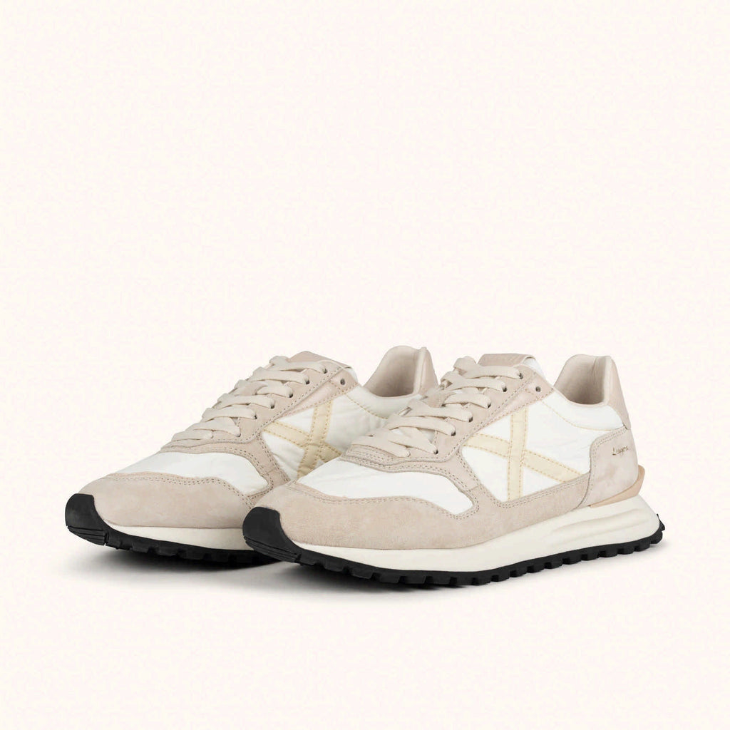 MUNICH Leggera WMN: white trainers unisex