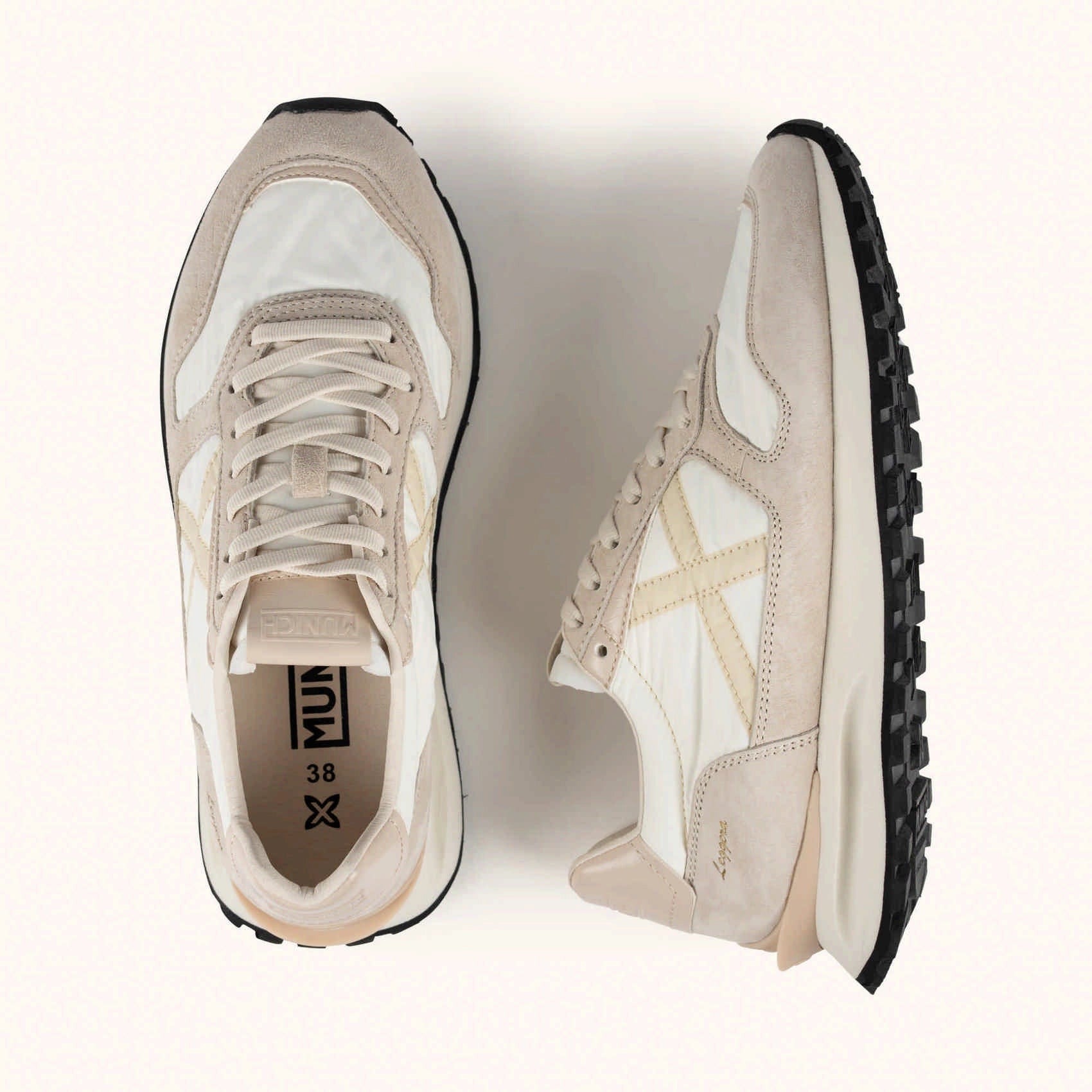 MUNICH Leggera WMN: white trainers unisex