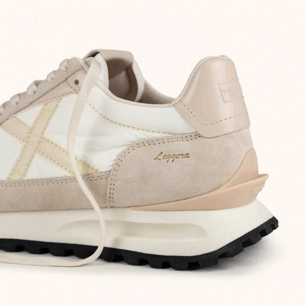 MUNICH Leggera WMN: white trainers unisex