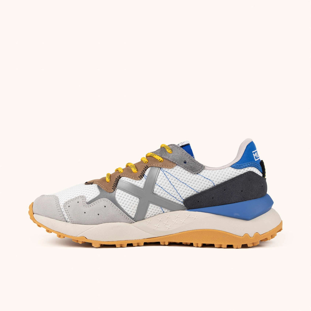 MUNICH Shibuya 35: white trainers unisex