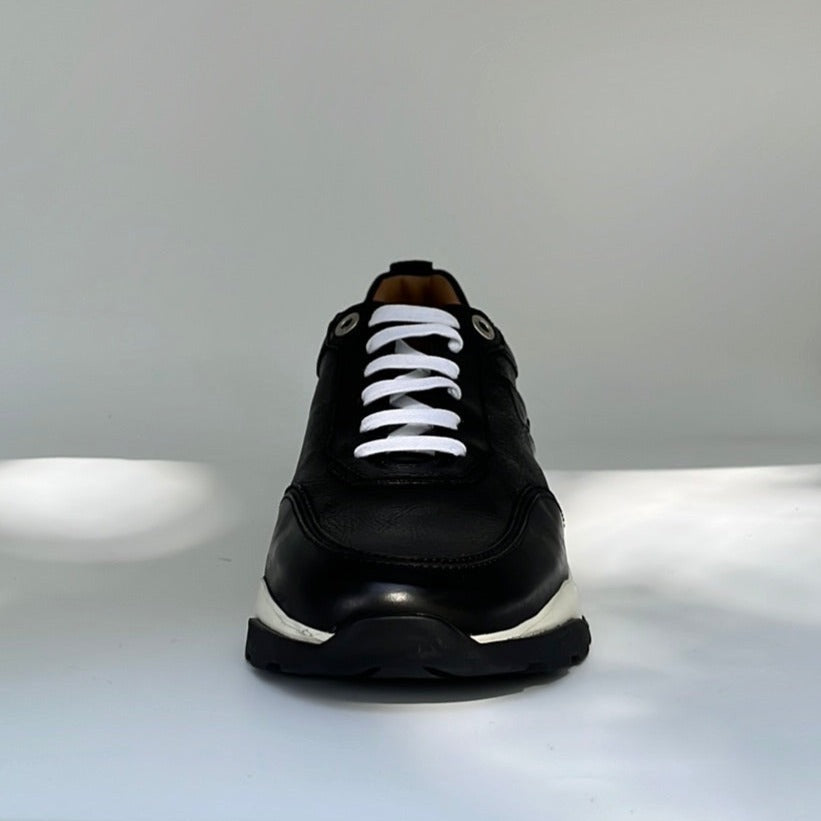 LOTTUSSE LOTTUSSE: zapatillas negro , comodidad y estilo para cada día Descripci: negre vambes