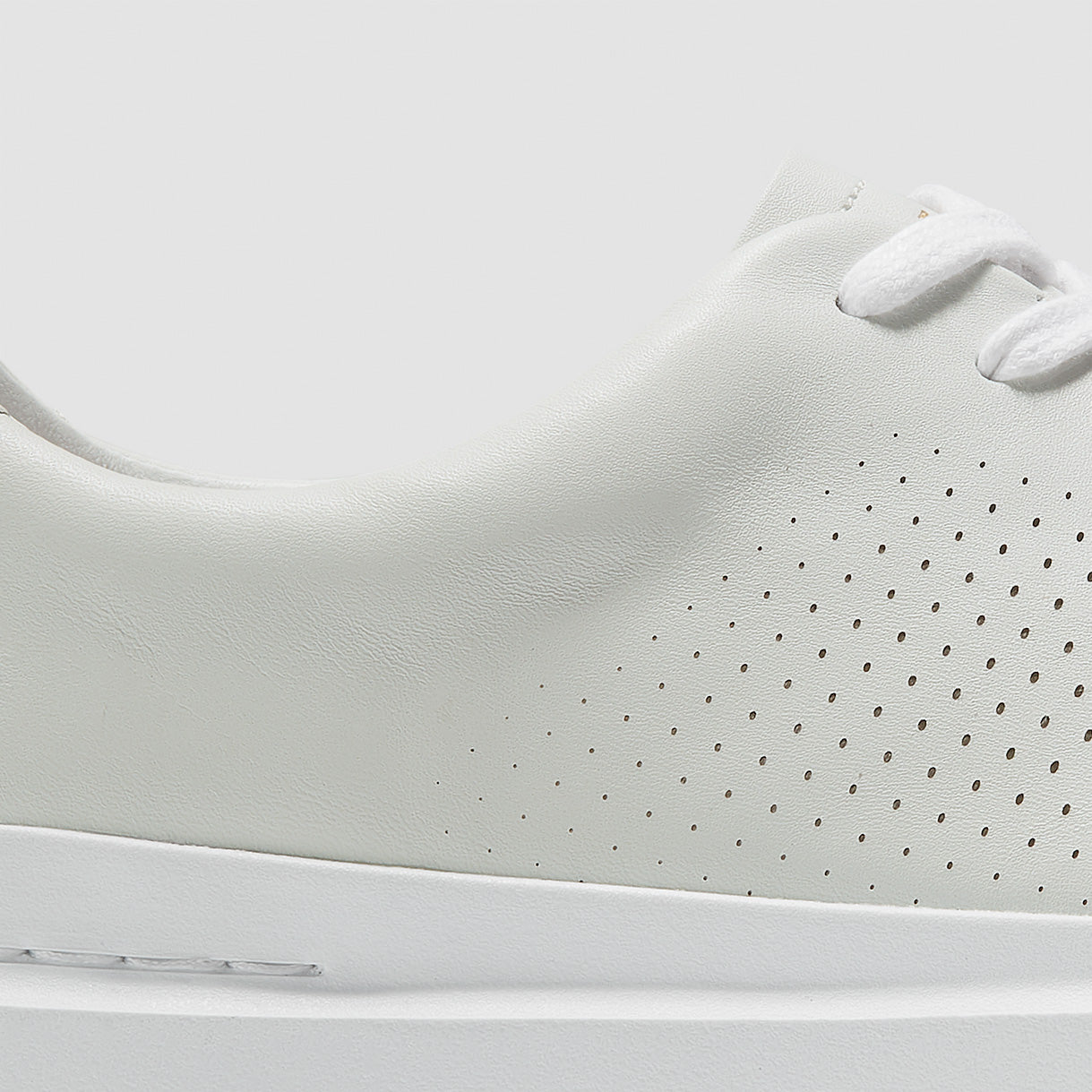 COLE HAAN Grandpro Rally Laser CUT Sneakers: weiß Sneaker für Herren