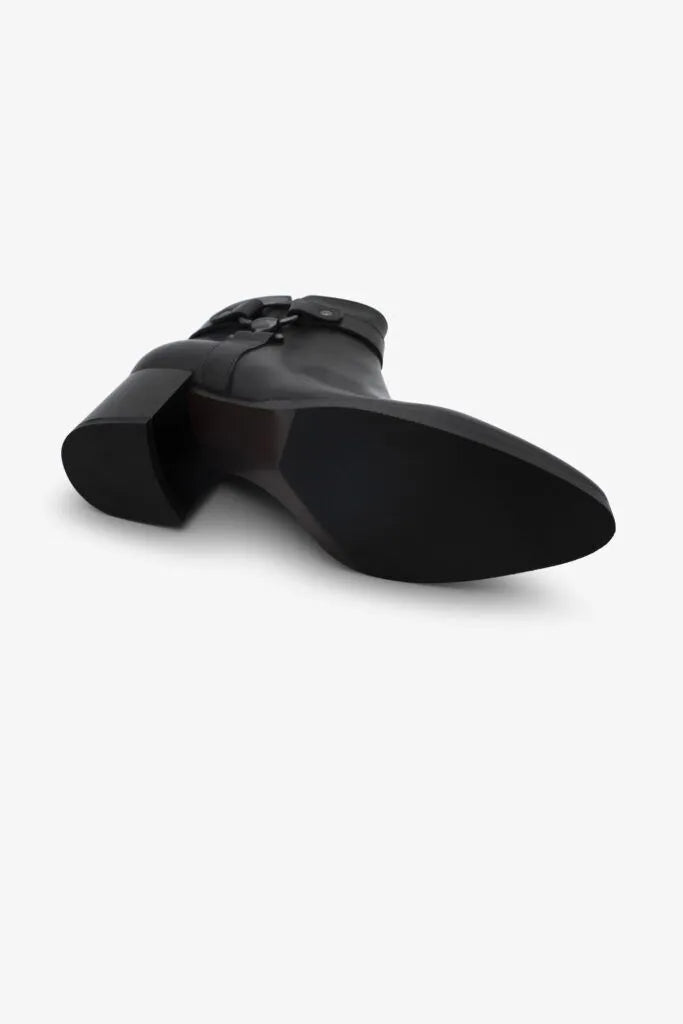 REGARDE LE CIEL Taylor Delice Black: черный ботильоны для женщин