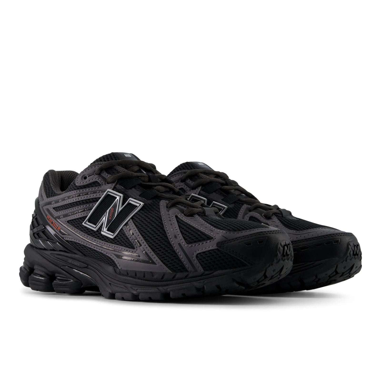 NEW BALANCE 1906 Black: czarny sneakersy dla mężczyzn