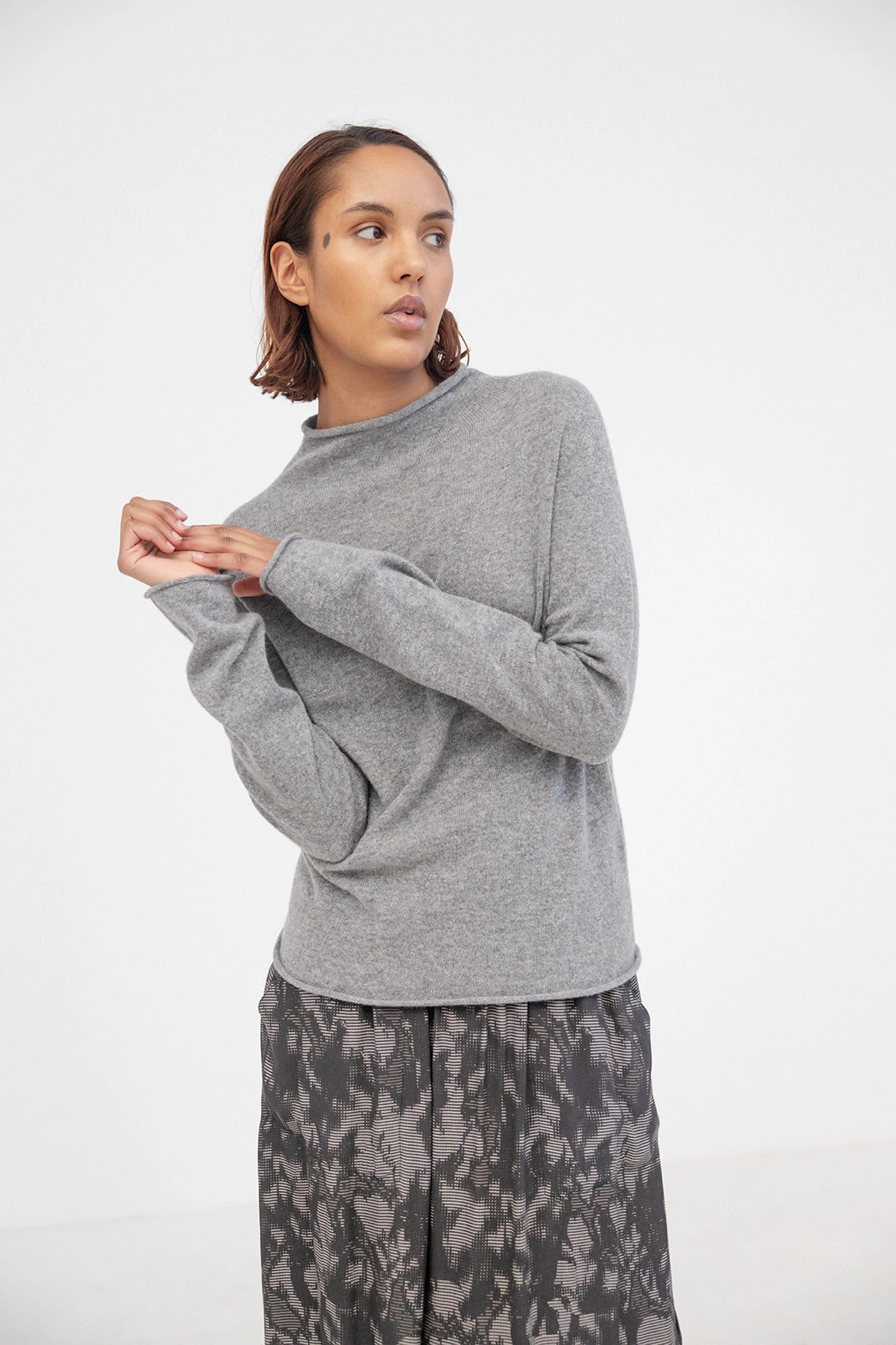 PROJECT AJ117 | JERSEYS | MUJER | IRIS DK31-263 GREY | GRIS