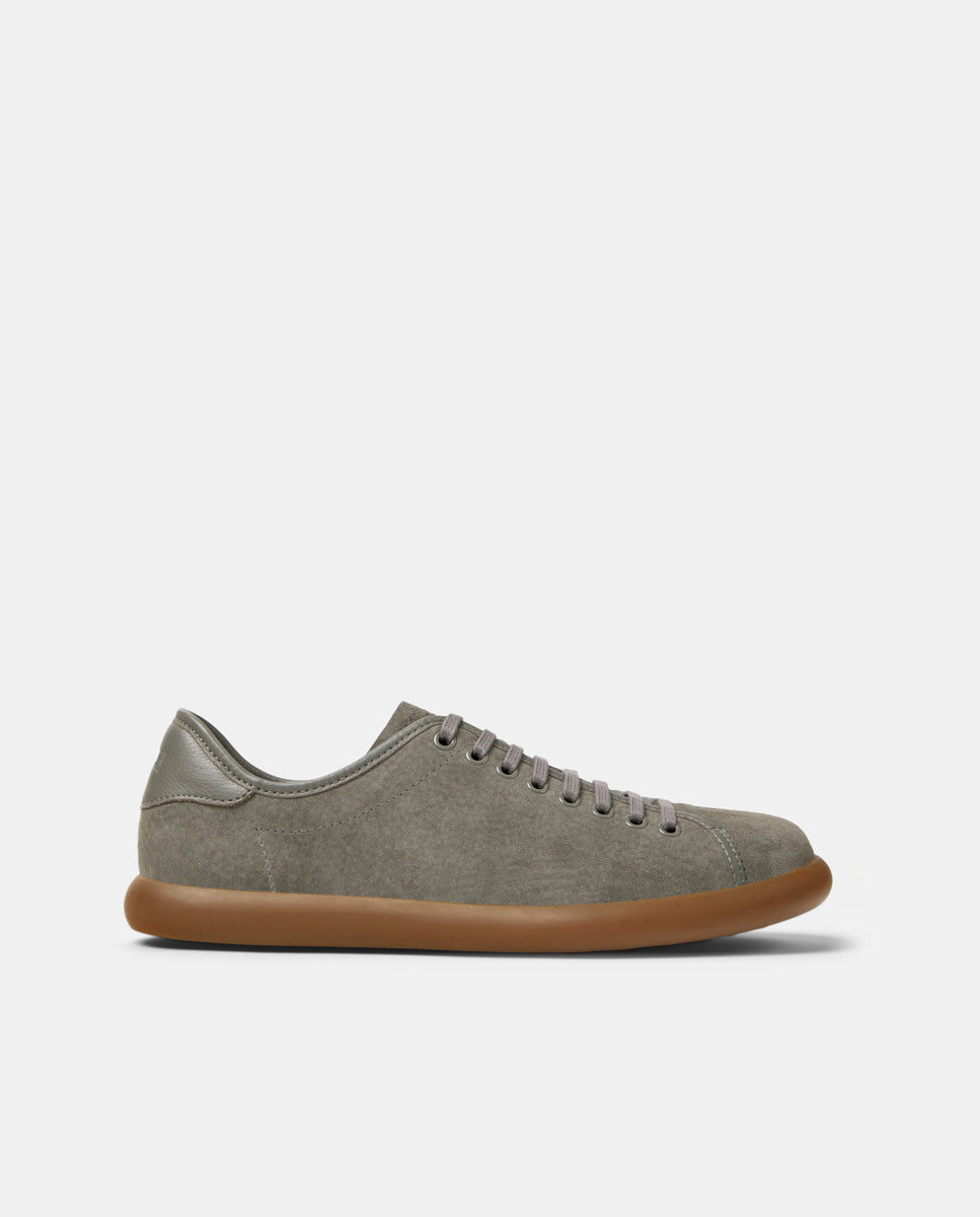 grey footwear for men at Tascón