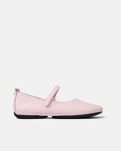 CAMPER Right Nina, beige ballet flats for women at Tascón